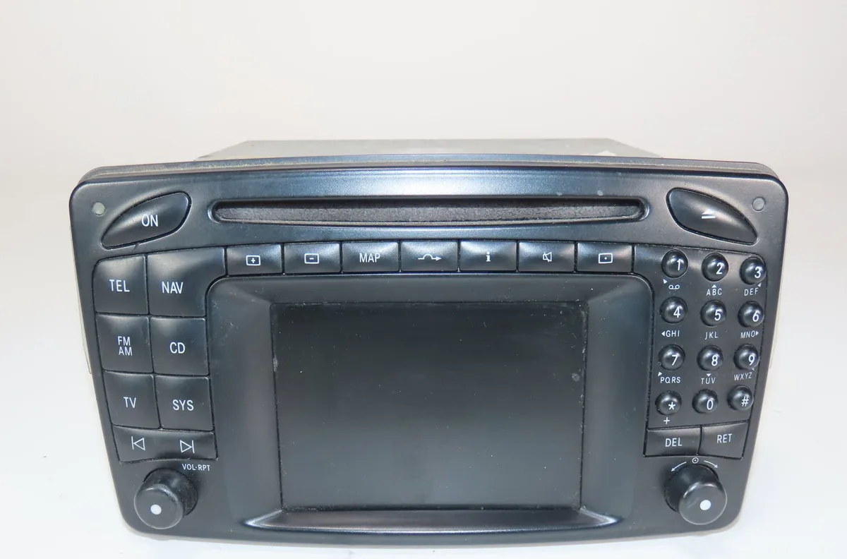 Autoradio Mercedes-benz CLK (C209) Clk 240 (209.361) (2002-2009) occasion