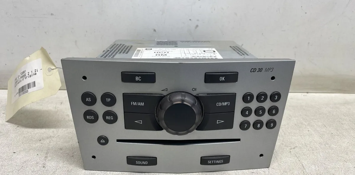 Autoradio Opel CORSA D (S07) 1.2 (l08, l68) (2006-2014) 5 portes occasion