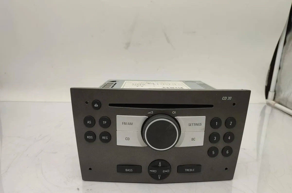 Autoradio OPEL ZAFIRA B PHASE 1 occasion