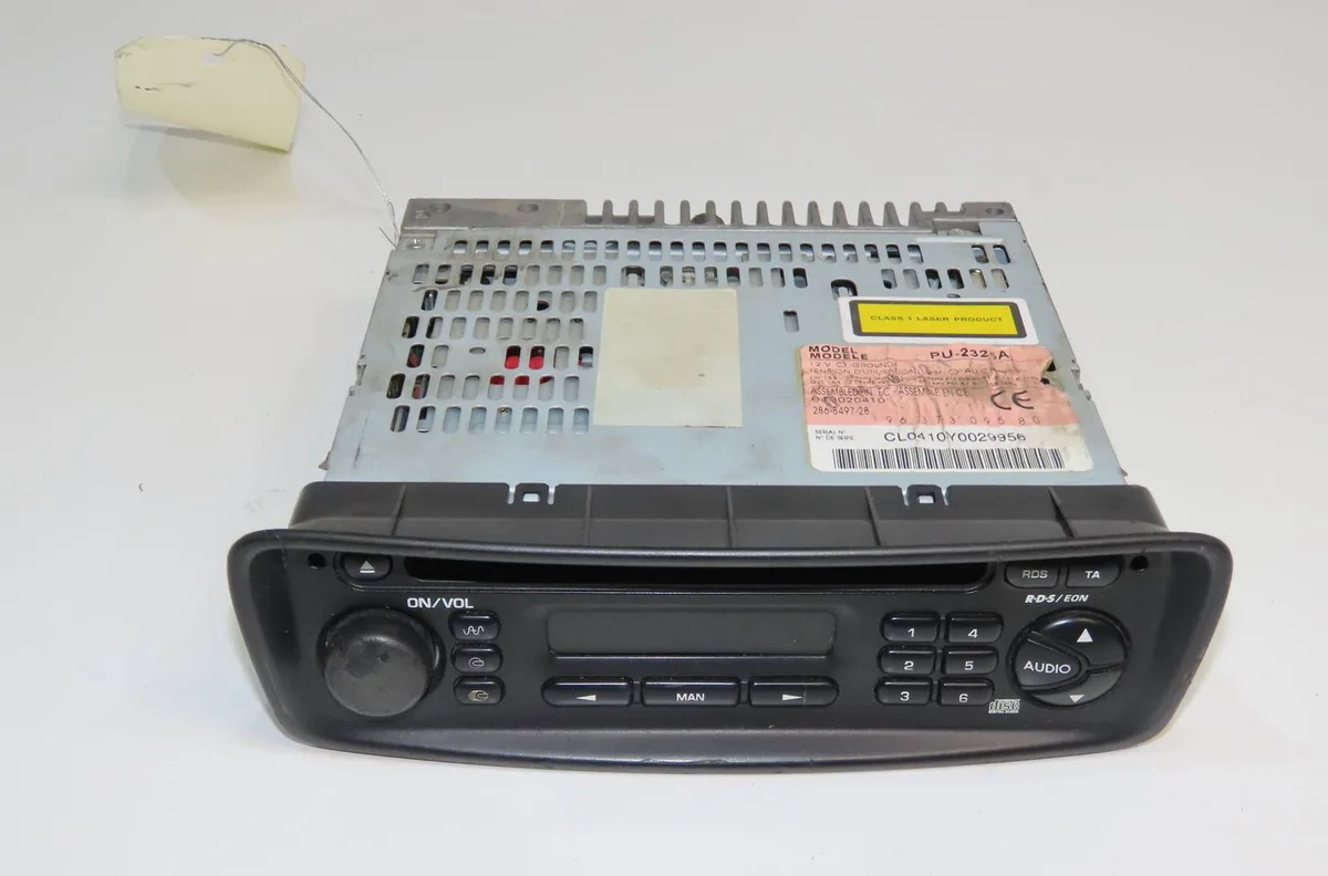 Autoradio Peugeot 206 3-5 portes (2A-C) 1.4 i (1998-2012) 3 portes occasion
