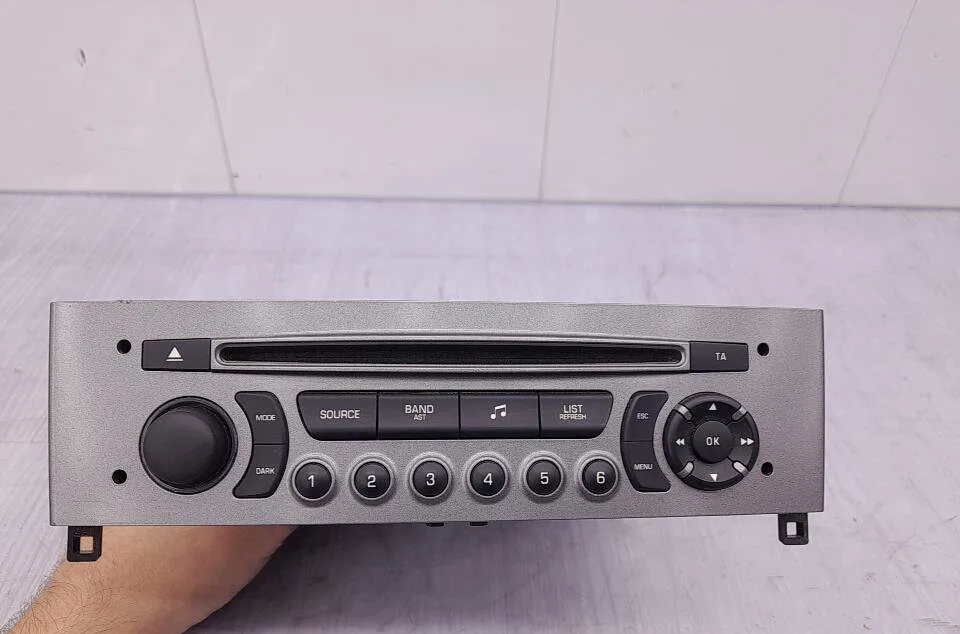 Autoradio PEUGEOT 308 1 SW PHASE 2 BREAK occasion