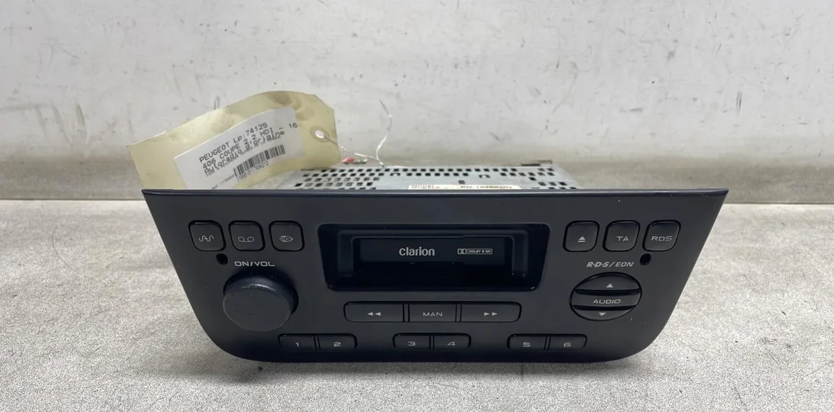 Autoradio Peugeot 406 Coupé (8C) 2.2 hdi (2000-2004) 2 portes occasion
