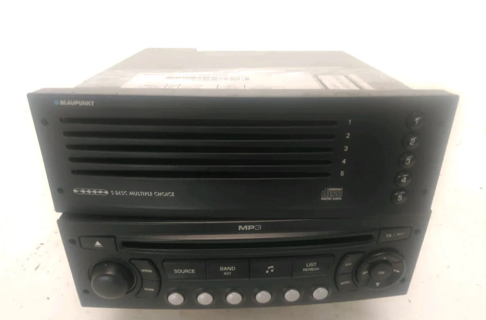 Autoradio Peugeot PARTNER TEPEE 1.6 hdi (2010) occasion