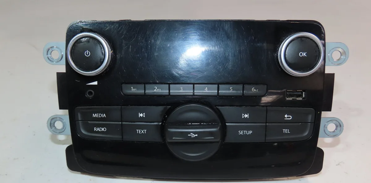 Autoradio Renault CAPTUR I (J5_, H5_) 0.9 tce 90 (2013) 5 portes occasion