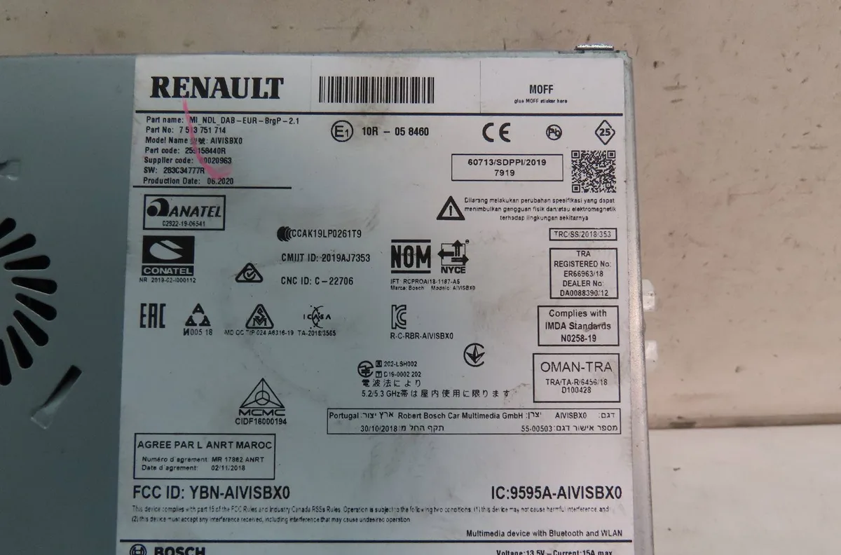Autoradio Renault CAPTUR II (HF_) Blue dci 115 (hfad) (2020) occasion