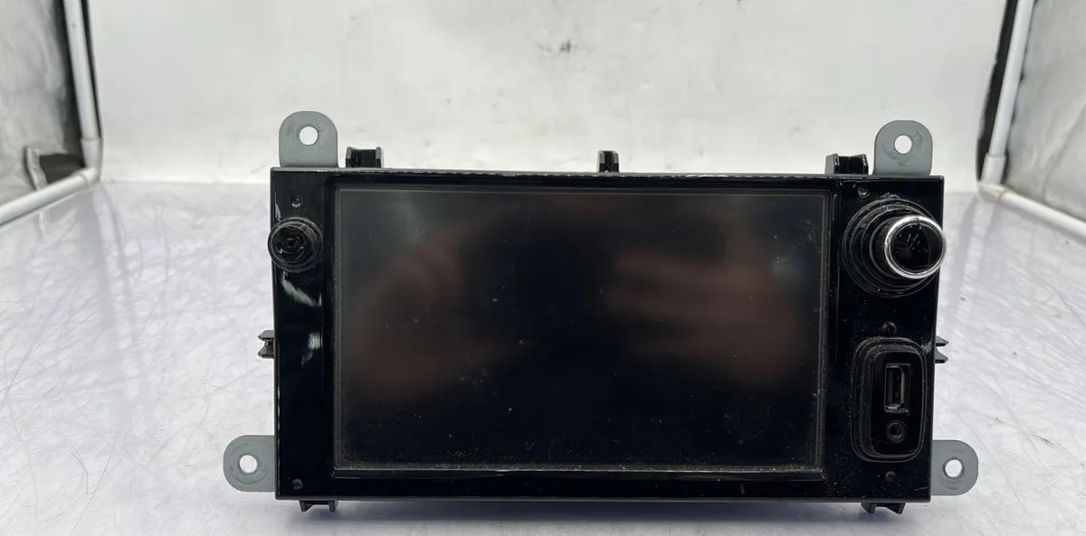 Autoradio RENAULT CLIO 4 PHASE 1 occasion