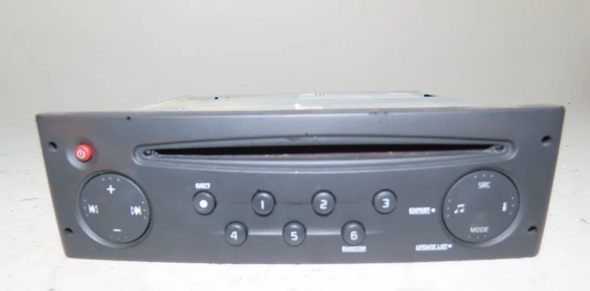 Autoradio Renault CLIO II (BB_, CB_) 1.2 16v (bb05, bb0w, bb11, bb27, bb2t, bb2u, bb2v, cb05,... (2001-2016) 3 portes oc