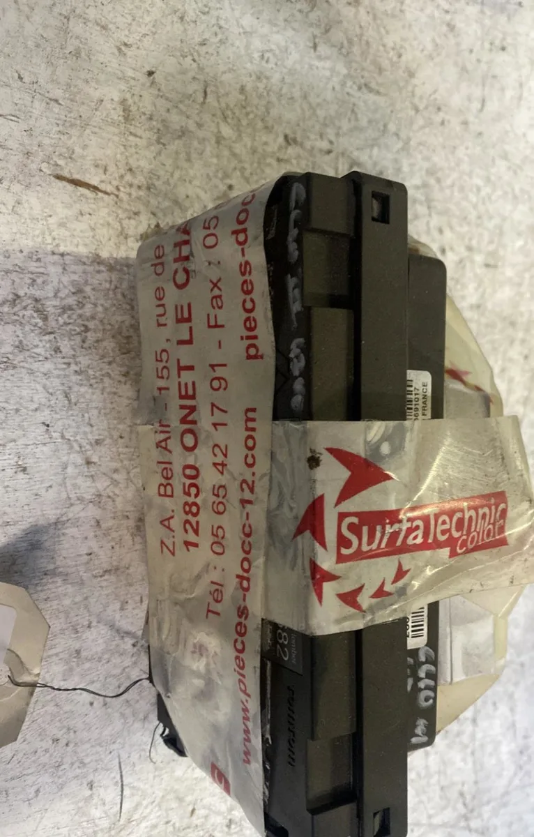 Autoradio Renault CLIO III (BR0-1, CR0-1) 1.5 dci (2010-2014) 5 portes occasion