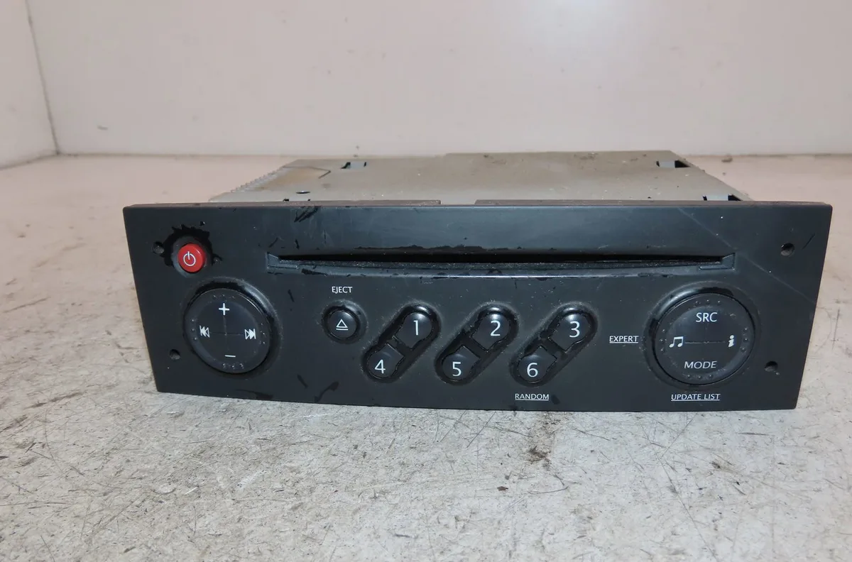 Autoradio Renault CLIO III (BR0-1, CR0-1) 1.5 dci (br1c, cr1c) (2005-2012) occasion