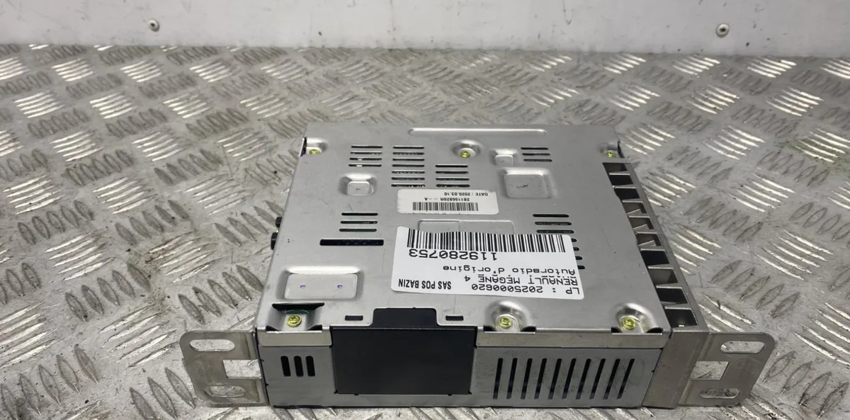 Autoradio RENAULT MEGANE 4 PHASE 1 occasion