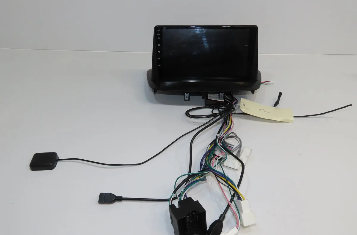 Autoradio Renault MEGANE III 3-5 portes (BZ0-1_, B3_) 1.9 dci (bz0n, bz0j) (2008) occasion