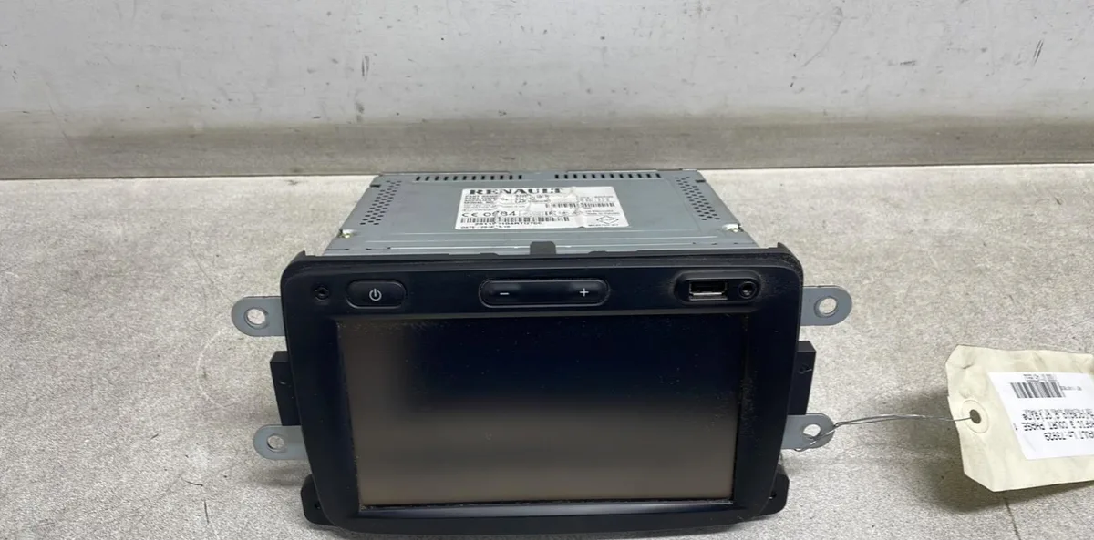 Autoradio Renault TRAFIC III Camionnette (FG_) 1.6 dci 125 (fgmh) (2015) occasion