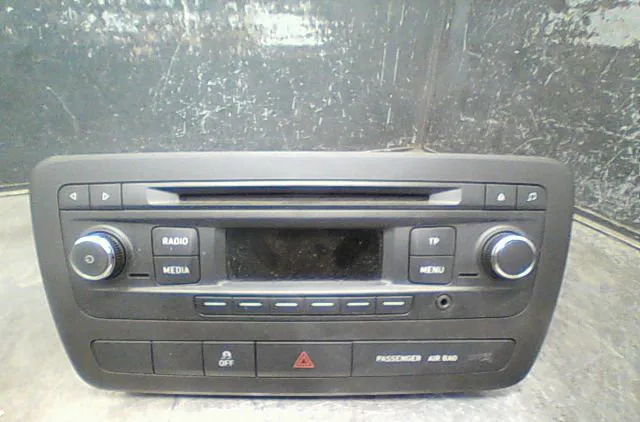 Autoradio Seat IBIZA IV (6J5, 6P1) 1.2 (2009-2011) occasion