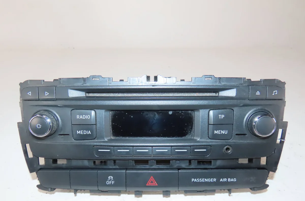 Autoradio Seat IBIZA IV (6J5, 6P1) 1.2 tsi (2010-2012) occasion