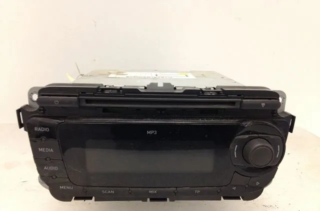 Autoradio Seat IBIZA IV (6J5, 6P1) 1.4 tdi (2008-2010) 5 portes occasion