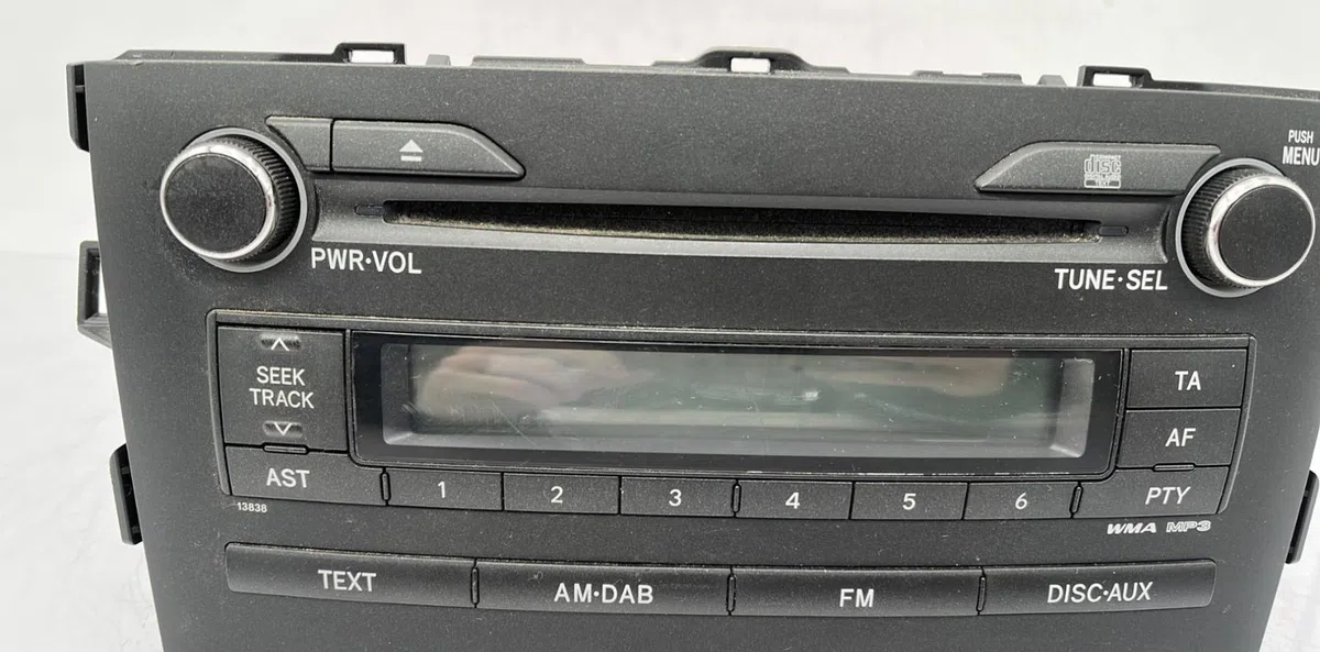 Autoradio TOYOTA AURIS 1 PHASE 2 occasion