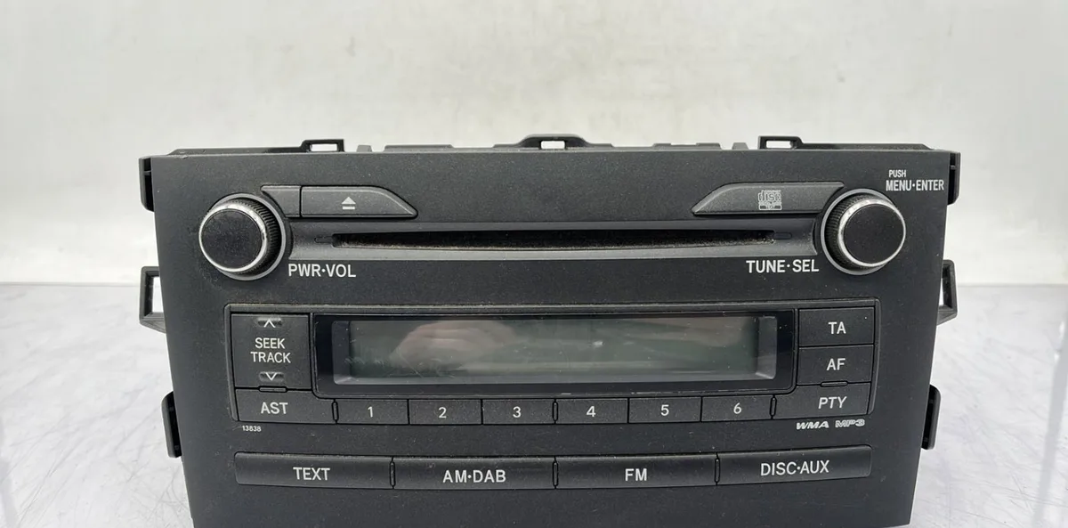 Autoradio TOYOTA AURIS 1 PHASE 2 occasion