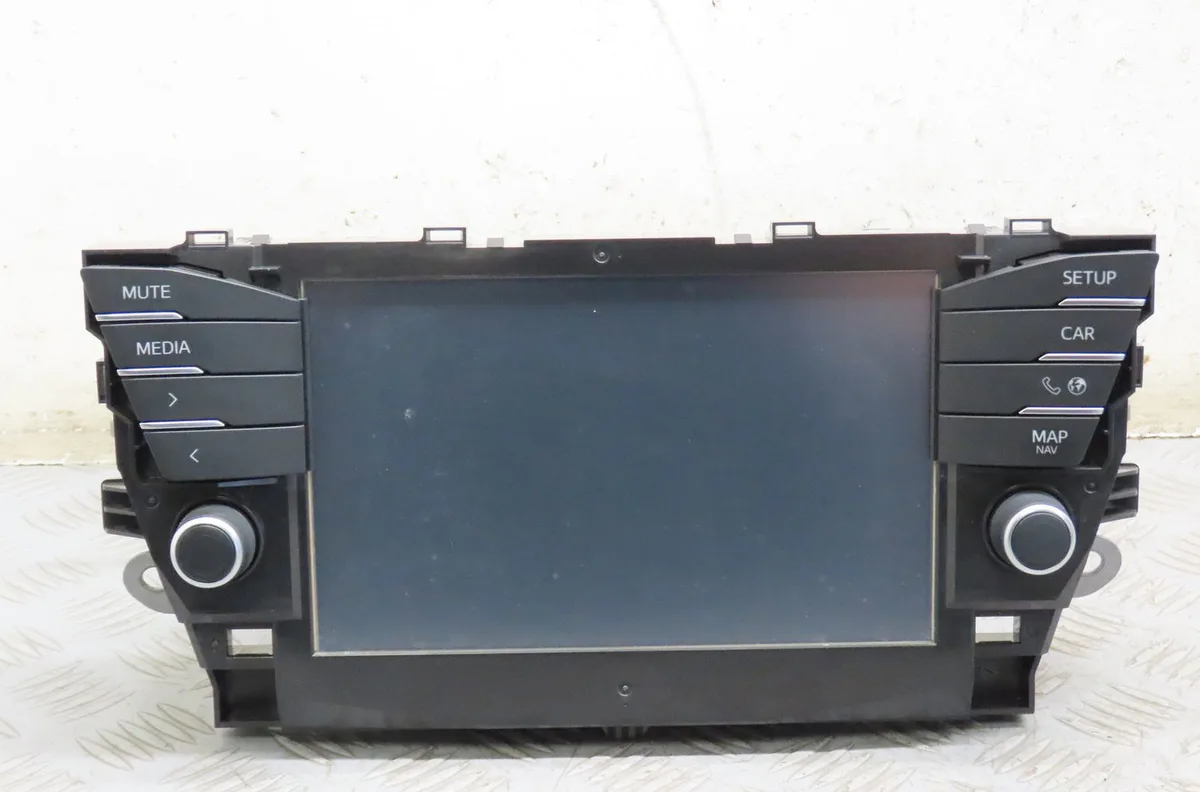 Autoradio Toyota AVENSIS Break (_T27_) 1.6 d4-d (wwt270_) (2015-2018) occasion