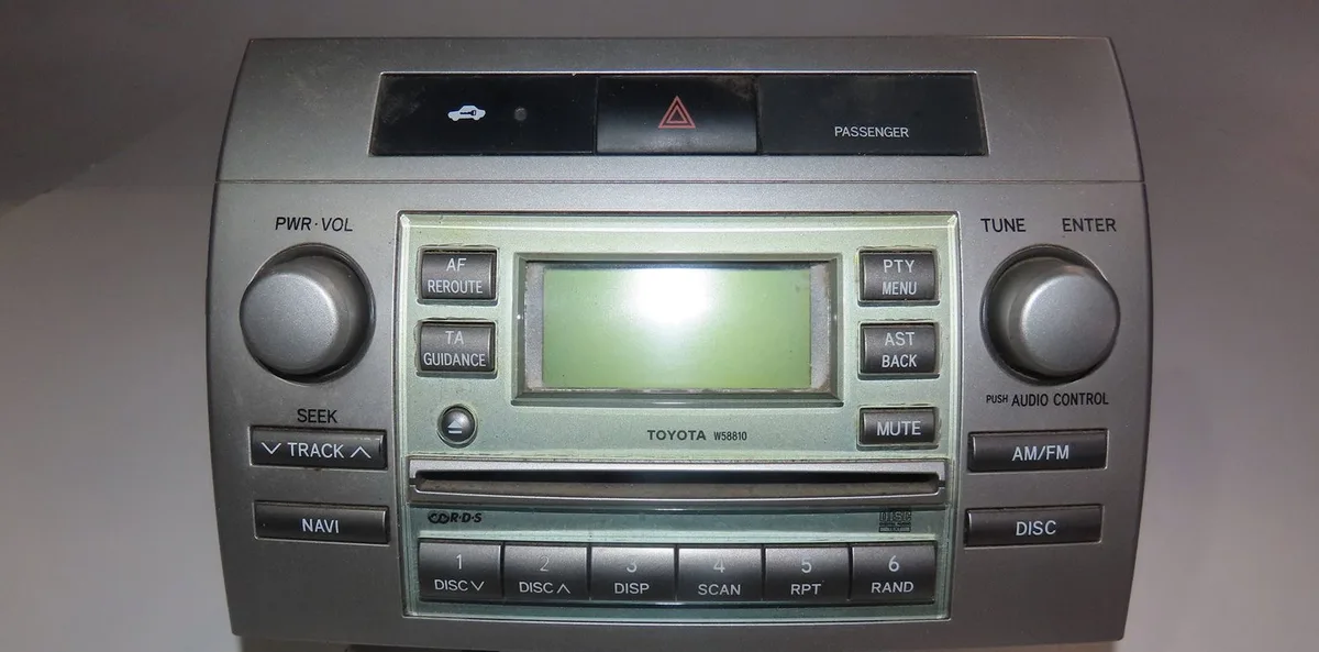 Autoradio Toyota COROLLA Verso (ZER_, ZZE12_, R1_) 2.0 d-4d (cur10_) (2004-2009) occasion