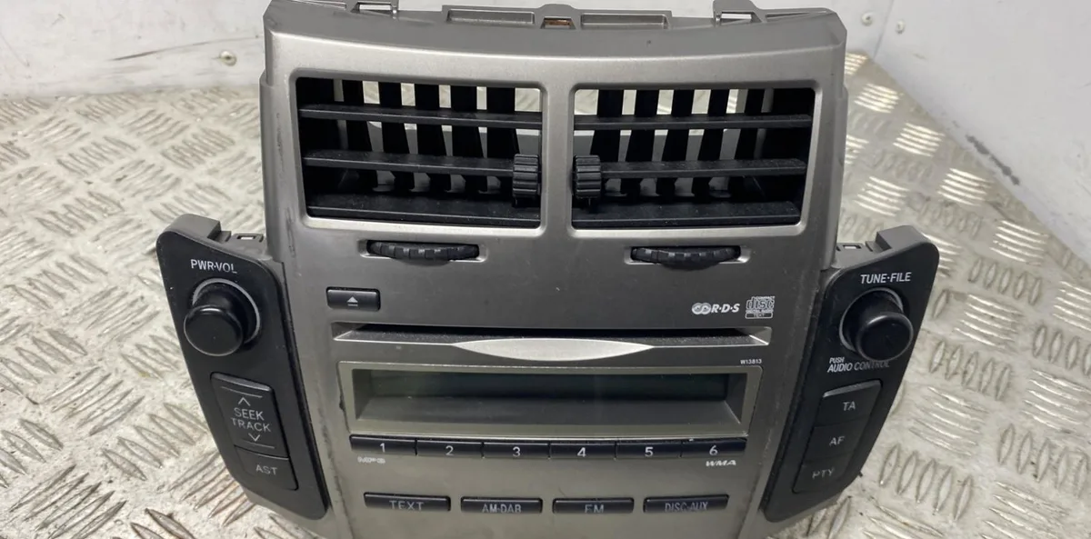 Autoradio TOYOTA YARIS 2 PHASE 1 occasion