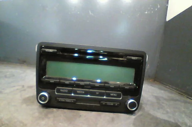 Autoradio Volkswagen GOLF PLUS V (5M1, 521) 1.9 tdi (2005-2009) 5 portes occasion