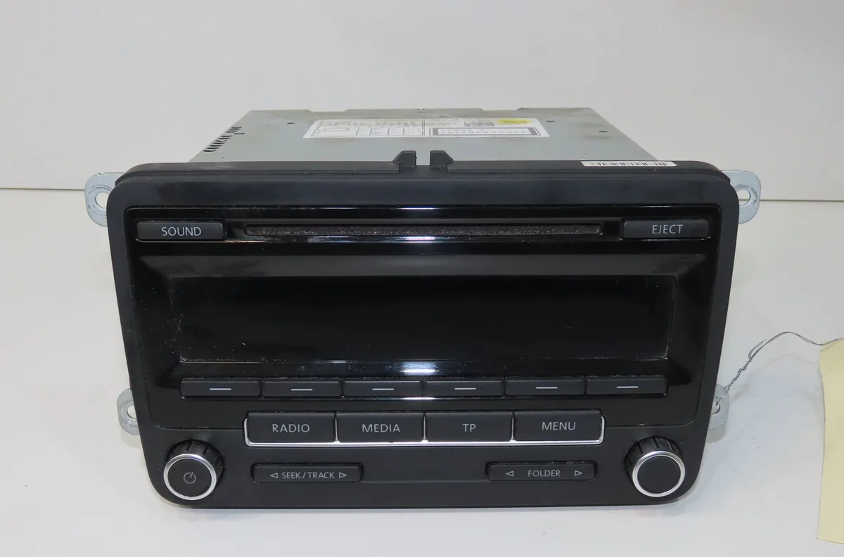 Autoradio Volkswagen POLO V (6R1, 6C1) 1.2 tdi (2009) 5 portes occasion