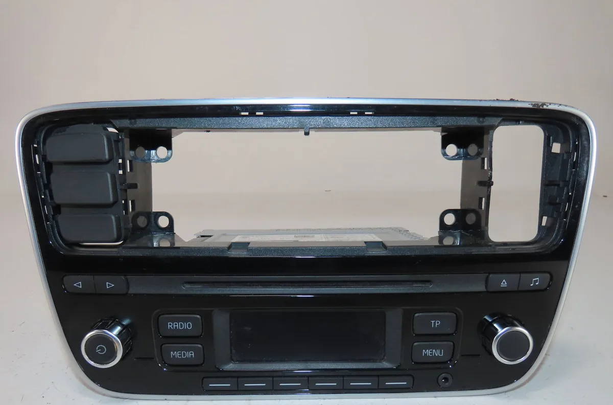 Autoradio Volkswagen UP! (121, 122, BL1, BL2, BL3, 123) 1.0 (2011-2020) 5 portes occasion