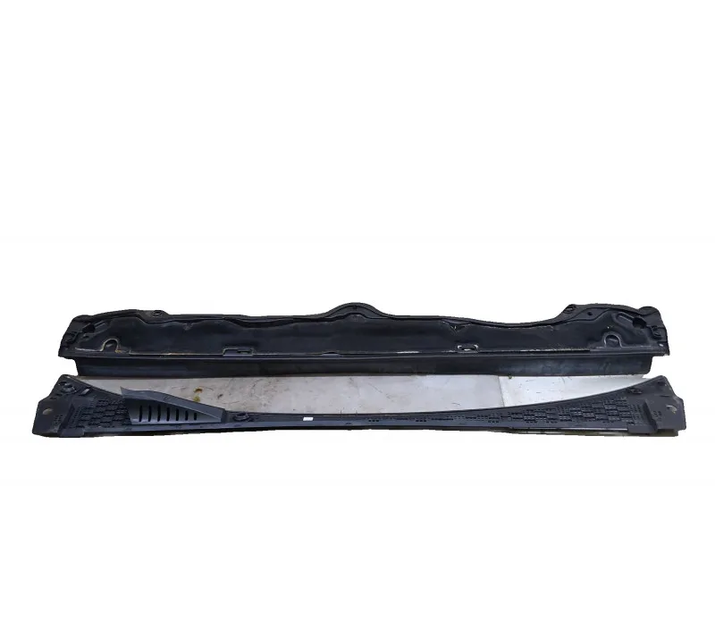 BAIE DE PARE BRISE RENAULT MEGANE IV 668115544R