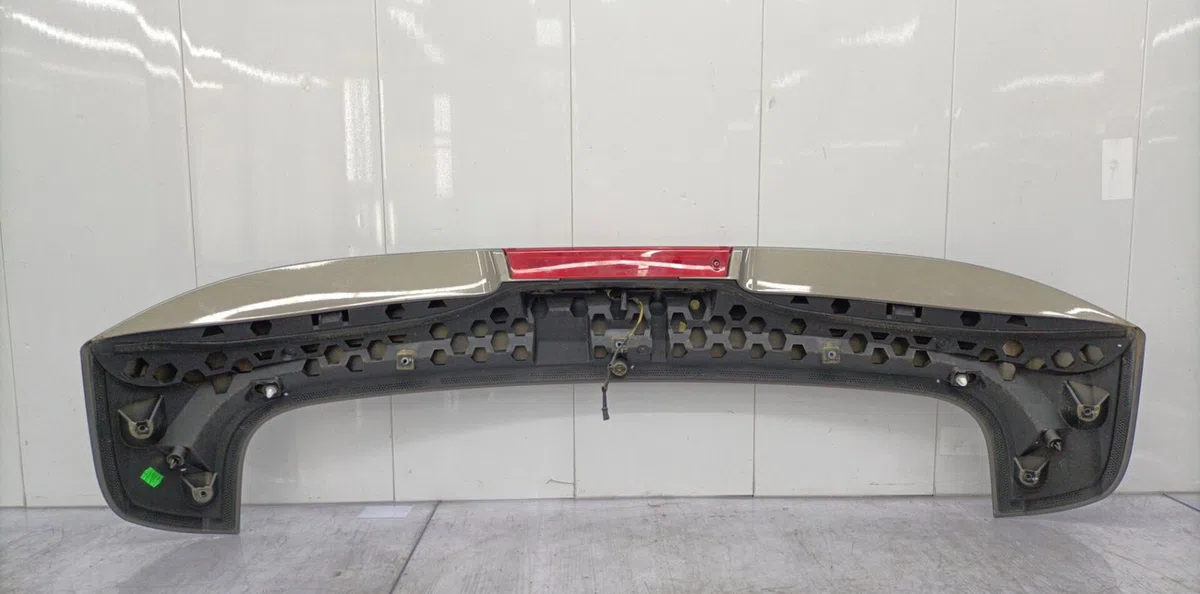 Becquet hayon FORD FOCUS 3 PHASE 1 occasion