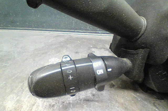 Bloc commodos Alfa romeo 147 (937_) 1.9 jtd (937.axd1a, 937.bxd1a) (2001-2010) occasion