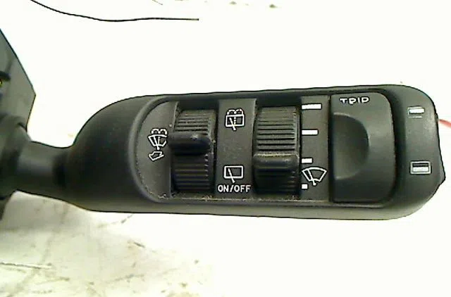 Bloc commodos Alfa romeo 159 Sportwagon (939_) 2.4 jtdm (939bxd1b, 939bxd12) (2006-2011) occasion