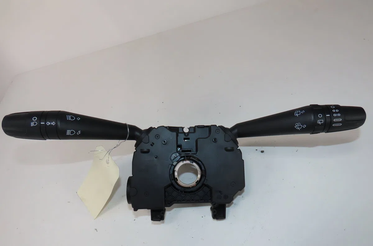 Bloc commodos Alfa romeo MITO (955_) 1.3 multijet (955axp1a, 955ayc1a) (2009-2018) 3 portes occasion