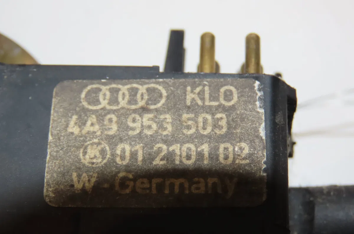 Bloc commodos Audi 100 C4 A trois volumes (4A2) 2.5 tdi (1990-1994) occasion