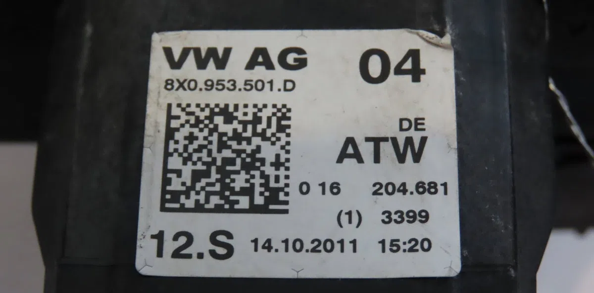 Bloc commodos Audi A1 (8X1, 8XK) 1.6 tdi (2011-2015) 3 portes occasion