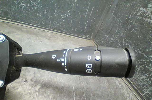 Bloc commodos Citroën C2 (JM_) 1.4 hdi (2003-2009) 3 portes occasion