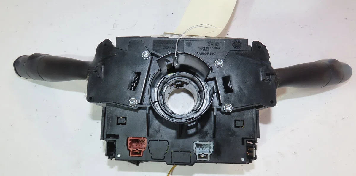 Bloc commodos Citroën C3 I (FC_, FN_) 1.4 hdi (2003-2011) 5 portes occasion