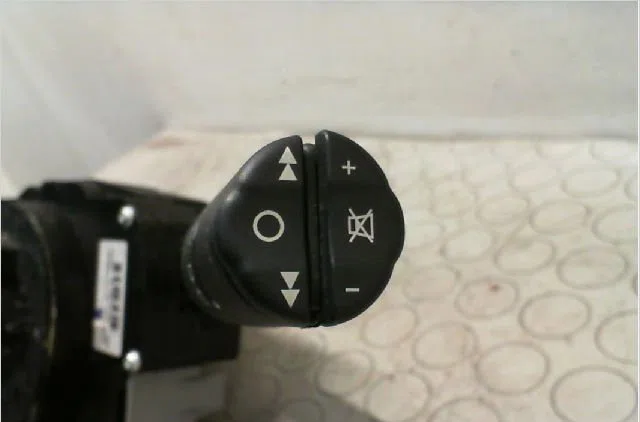 Bloc commodos Citroën C3 I (FC_, FN_) 1.4 i (2002-2010) 5 portes occasion