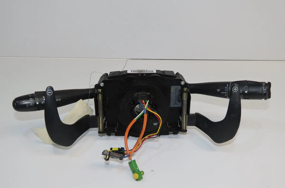 Bloc commodos Citroen C3 I (FC_, FN_) 1.6 16v (2002-2010) 5 portes occasion