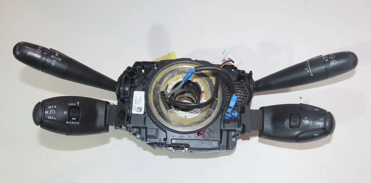 Bloc commodos Citroën C3 II (SC_) 1.6 hdi (2009-2016) 5 portes occasion