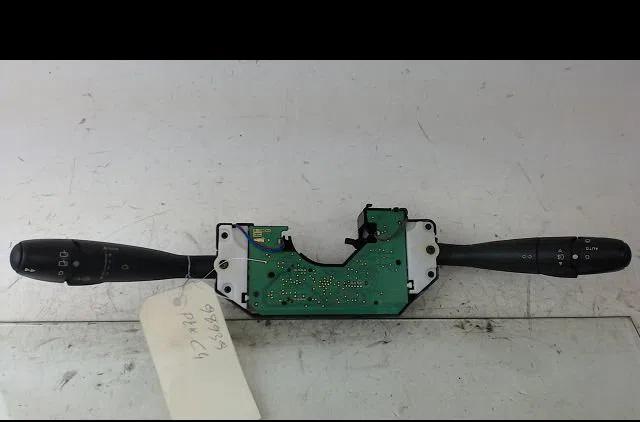 Bloc commodos Citroën C4 GRAND PICASSO I (UA_) 1.8 i 16v (2006-2010) 5 portes occasion
