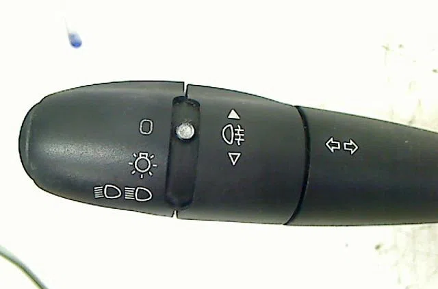 Bloc commodos Citroën C4 PICASSO I Monospace (UD_) 1.6 hdi (2007-2013) 5 portes occasion