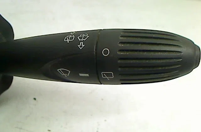 Bloc commodos Fiat PUNTO (188_) 1.3 jtd 16v (2003-2012) 5 portes occasion
