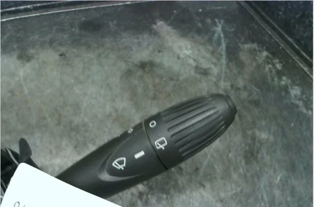 Bloc commodos Fiat PUNTO (188_) 1.3 jtd 16v (2003-2012) 5 portes occasion