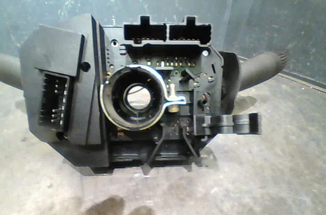 Bloc commodos Fiat PUNTO (188_) 1.9 jtd (2001-2012) occasion