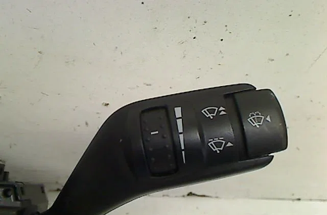 Bloc commodos Ford C-MAX (DM2) 1.6 tdci (2007-2010) 5 portes occasion