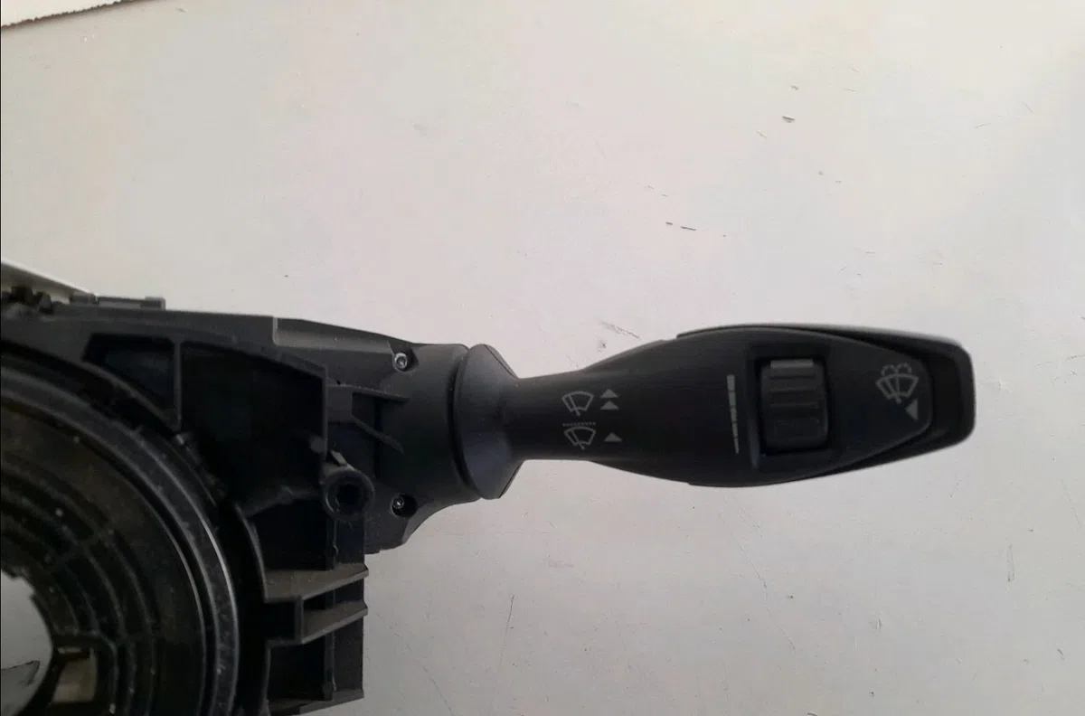 Bloc commodos Ford ECOSPORT 1.5 tdci (2013) occasion