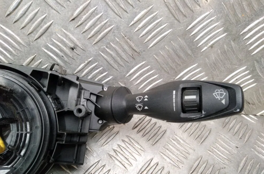 Bloc commodos Ford FIESTA VI (CB1, CCN) 1.4 tdci (2010-2012) 3 portes occasion