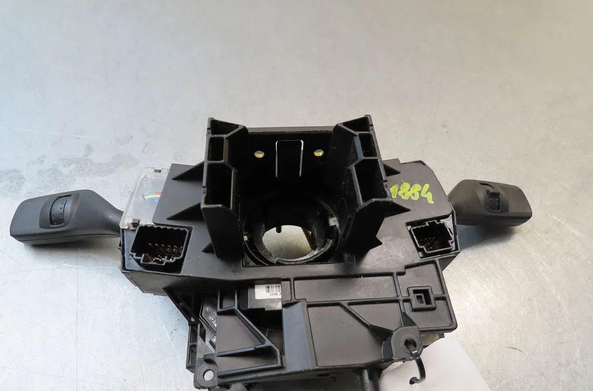 Bloc commodos Ford FOCUS II Décapotable 2.0 tdci (2006-2010) occasion