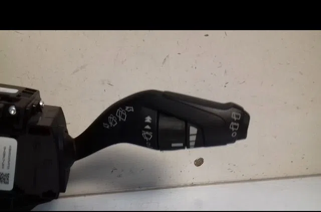 Bloc commodos Ford FOCUS III 1.0 ecoboost (2012-2017) occasion