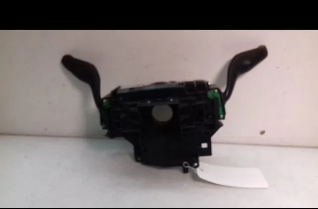 Bloc commodos Ford FOCUS III 1.6 tdci (2010-2017) occasion